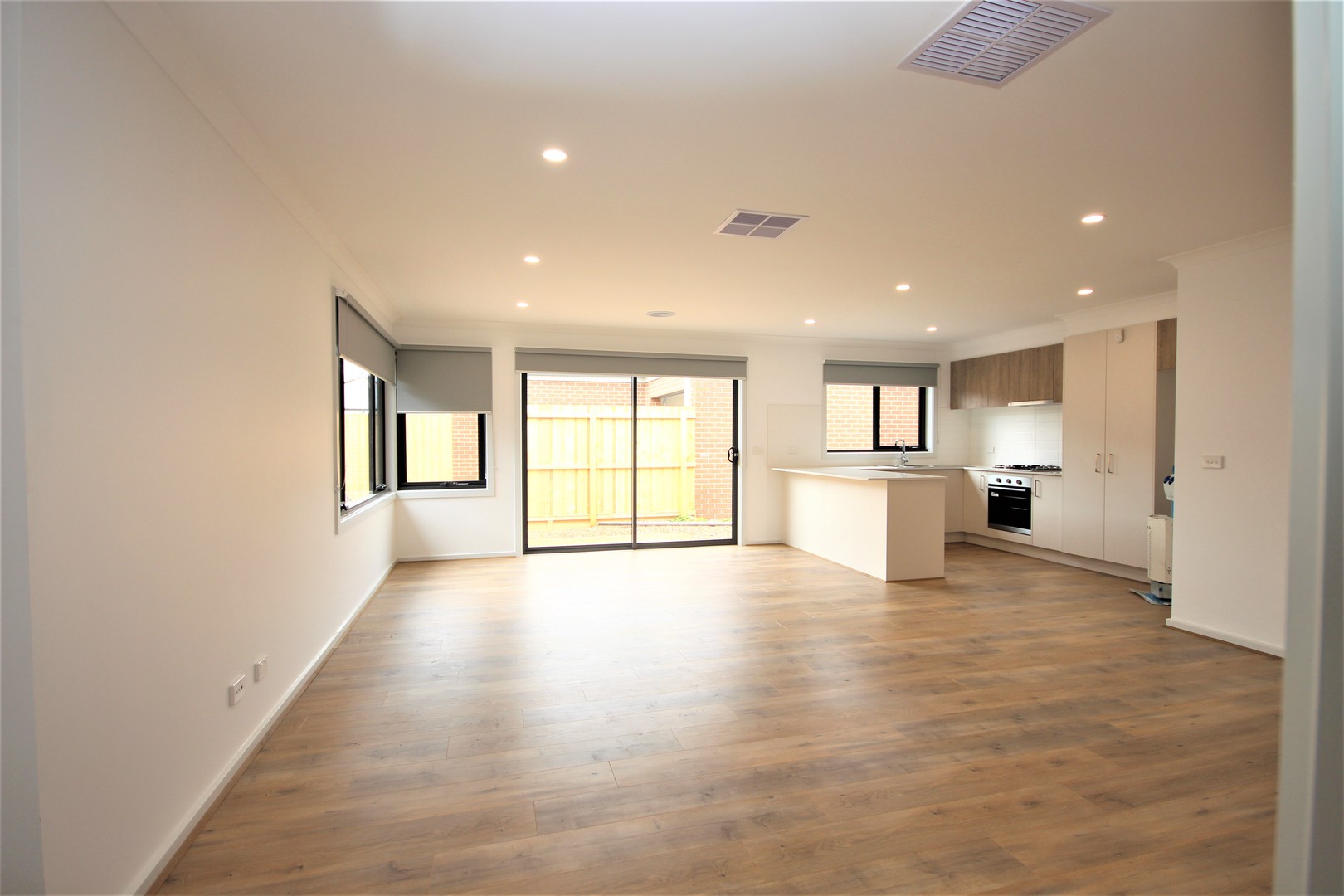 2/208 Bellerine Street, South Geelong, VIC 3220, South Geelong - Thumbnail 2