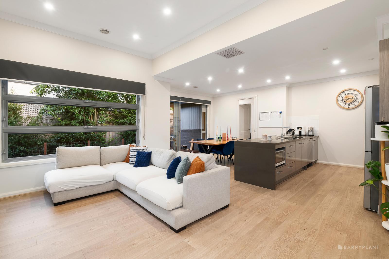 2/21 Ian Crescent, Mitcham, VIC 3132, Mitcham - Thumbnail 3