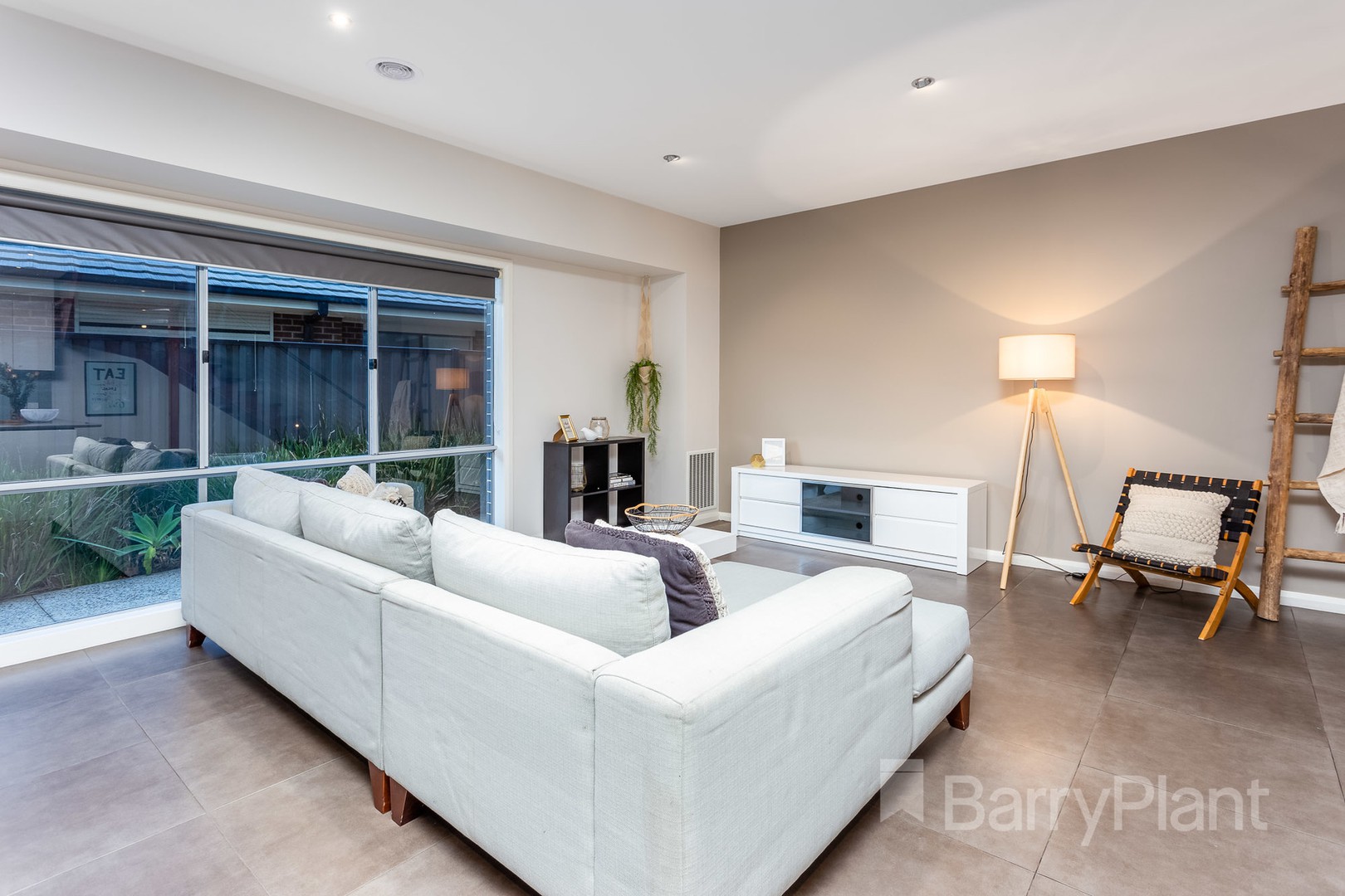 2/21 Lennon Boulevard, Point Cook, VIC 3030, Point Cook - Thumbnail 3