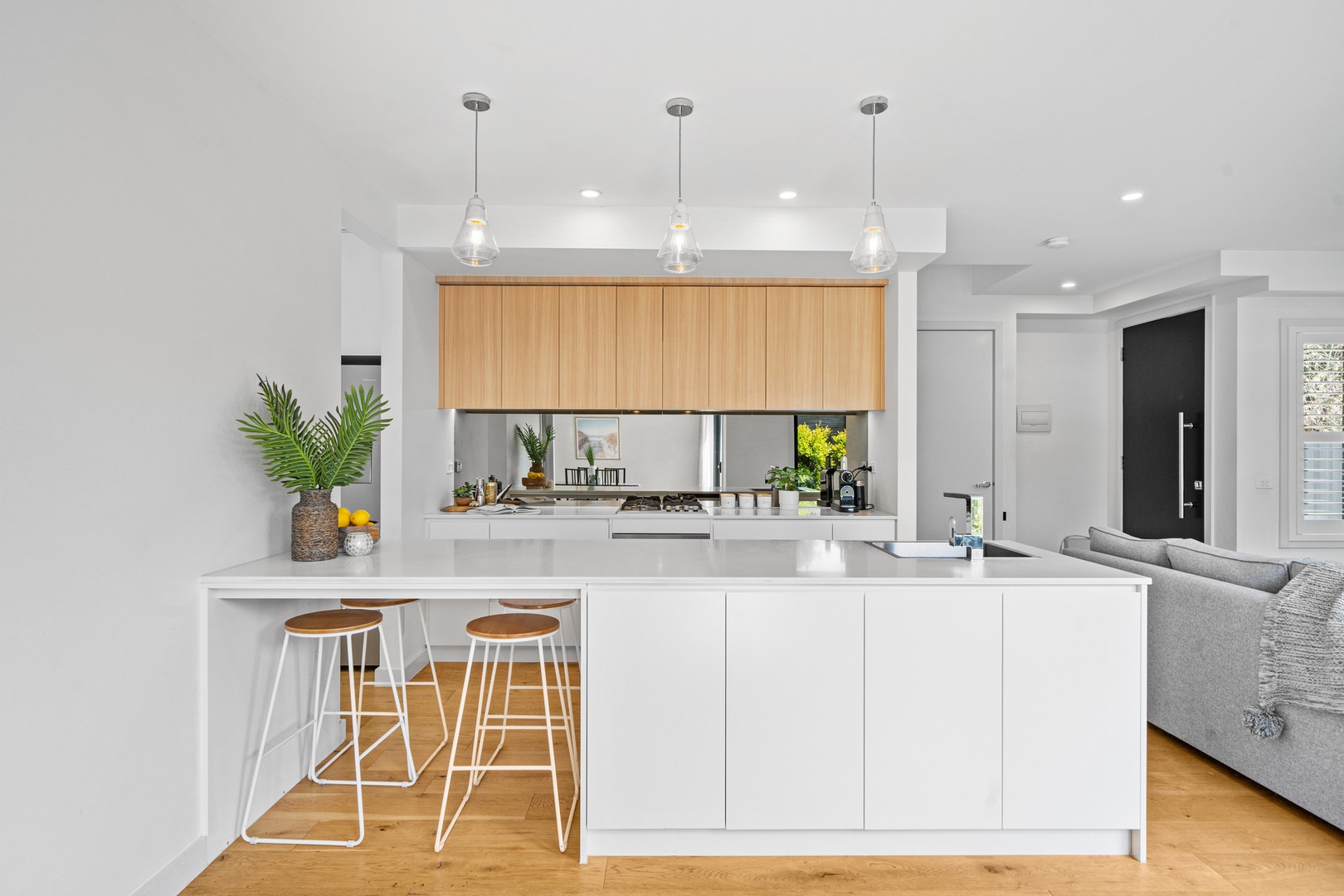 2/21 Locksley Avenue, Reservoir, VIC 3073 - Thumbnail 2 - 06/11/2024