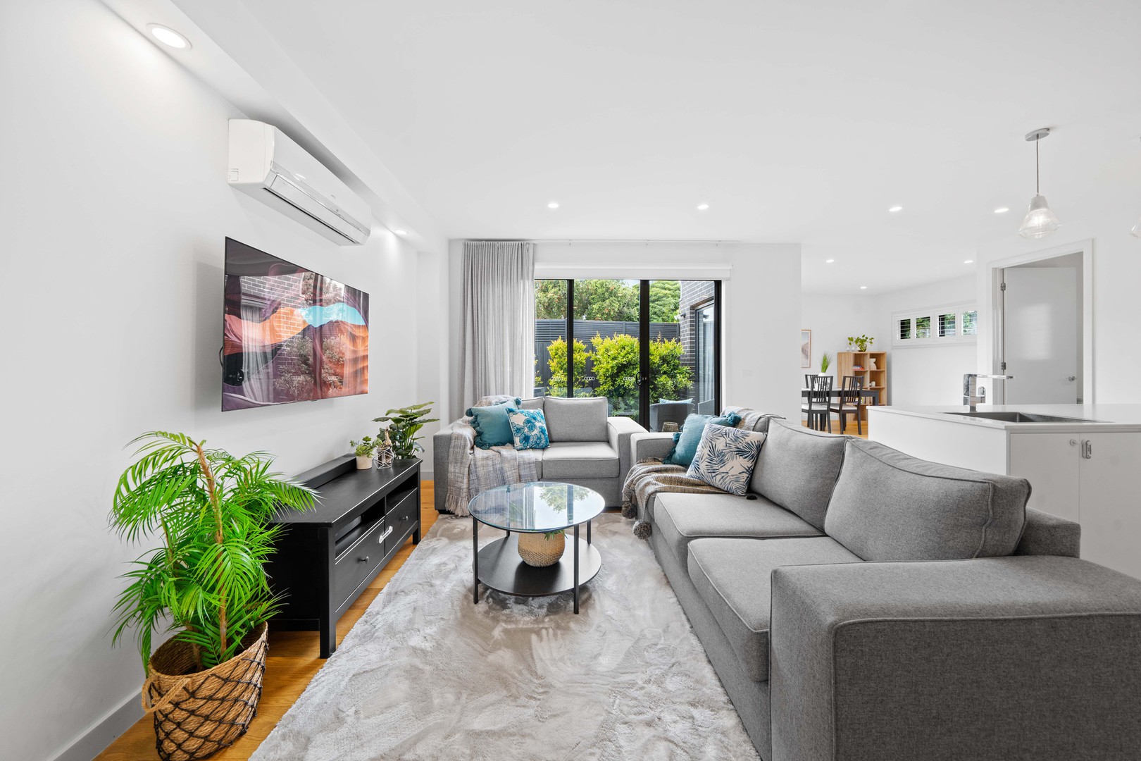 2/21 Locksley Avenue, Reservoir, VIC 3073, Reservoir - Thumbnail 3
