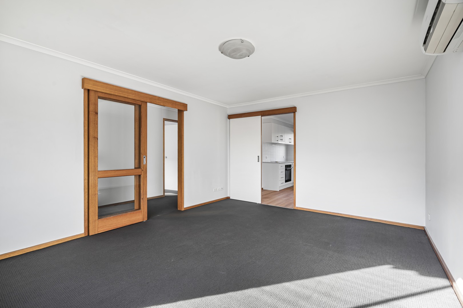 2/21 Mason Street, Reservoir, VIC 3073, Reservoir - Thumbnail 4