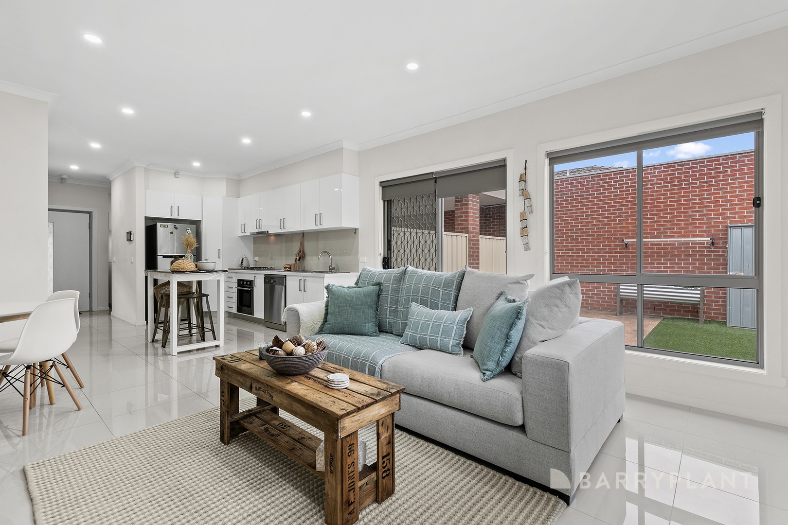 2/21 Middle Street, Hadfield, VIC 3046, Hadfield - Thumbnail 2