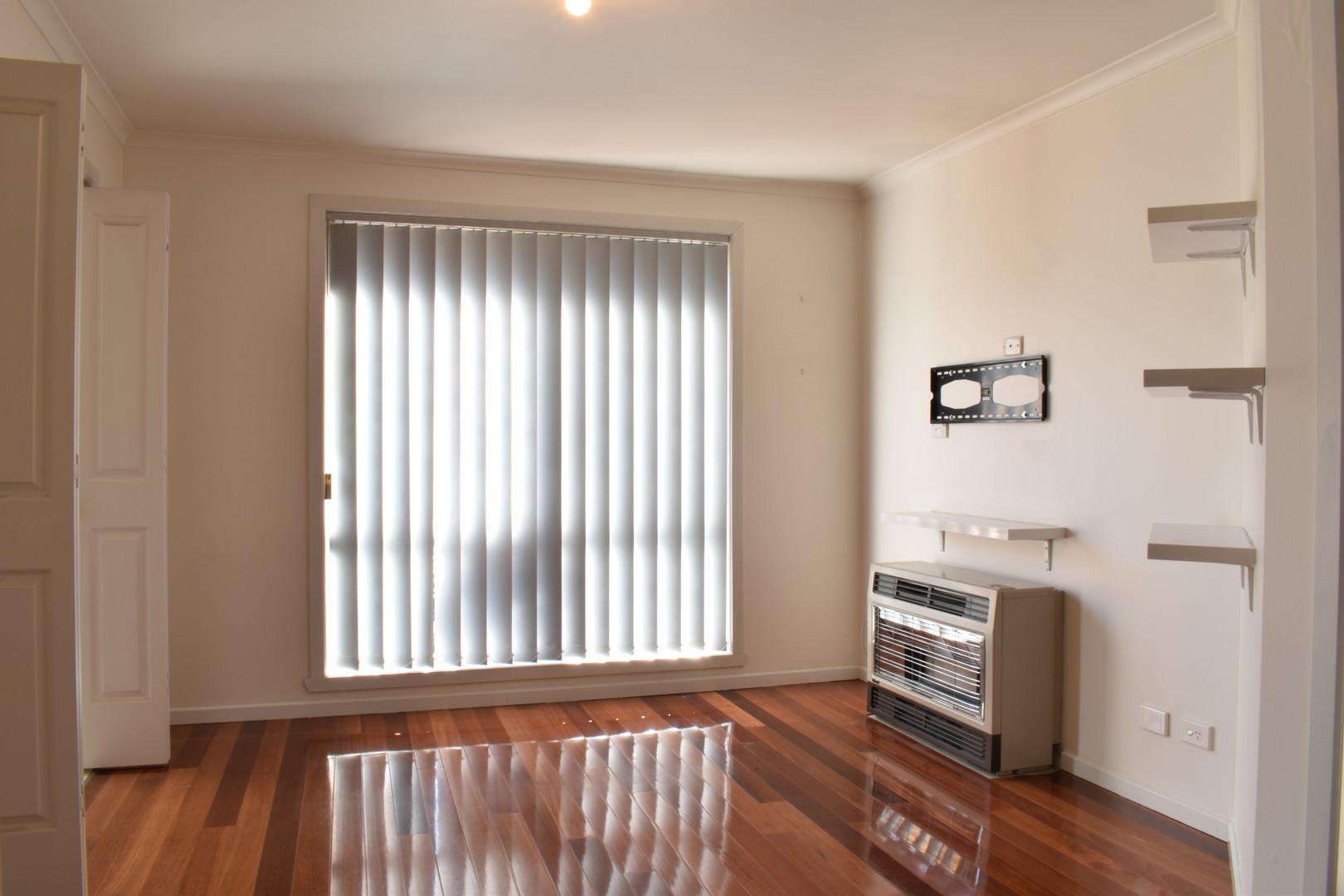 2/21 Spring Street, Thomastown, VIC 3074, Thomastown - Thumbnail 2