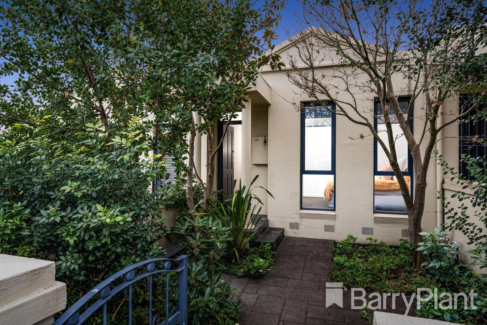 2/21 Stinton AvenueNewtown, VIC 3220  - Leased, Newtown - Thumbnail 2