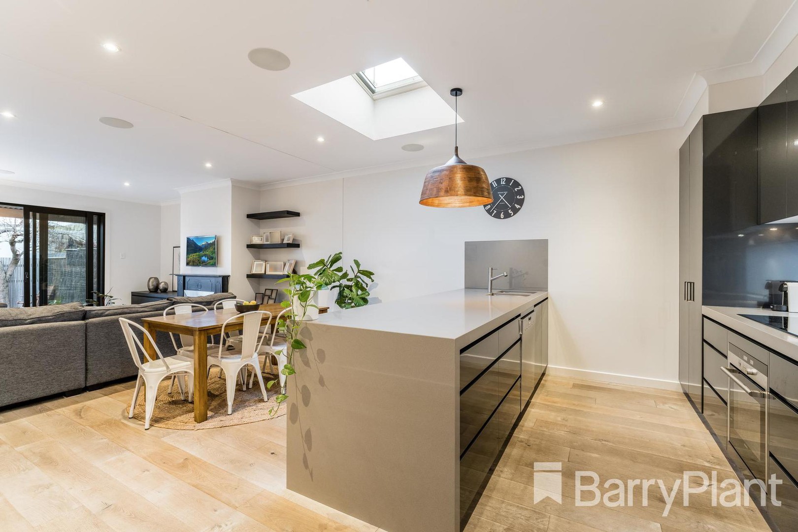 2/21 Stinton AvenueNewtown, VIC 3220  - Leased, Newtown - Thumbnail 5