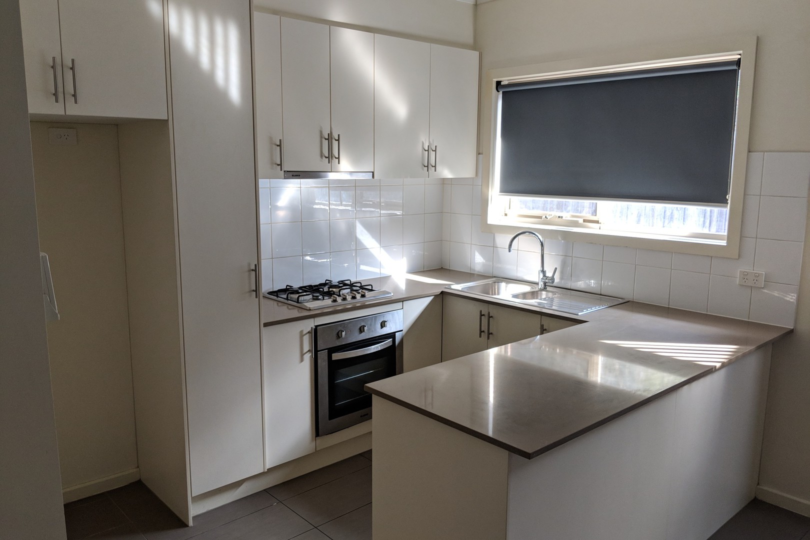 2/215 Spring Street, Reservoir, VIC 3073 - Thumbnail 2 - 06/12/2021