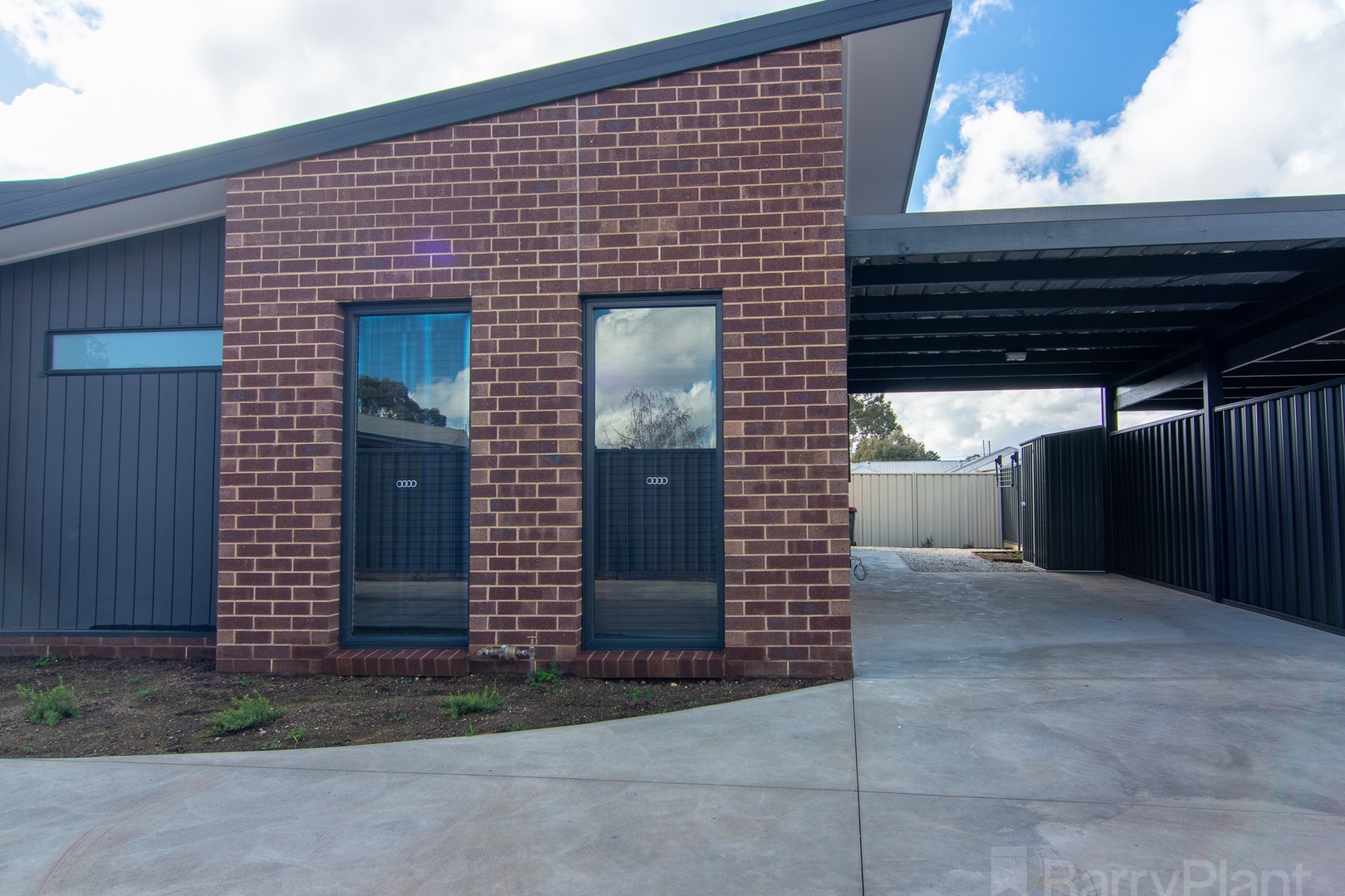 2/216-218 Holdsworth Road, North Bendigo, VIC 3550 - Thumbnail 1 - 15/03/2024