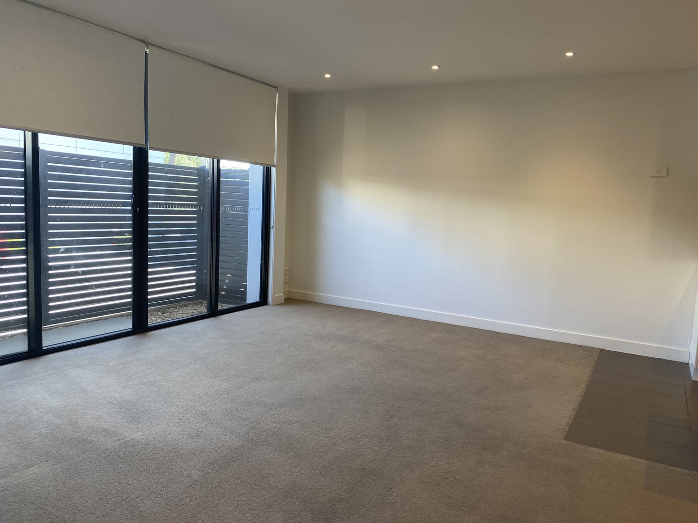 2/219 Watton Street, Werribee, VIC 3030, Werribee - Thumbnail 3