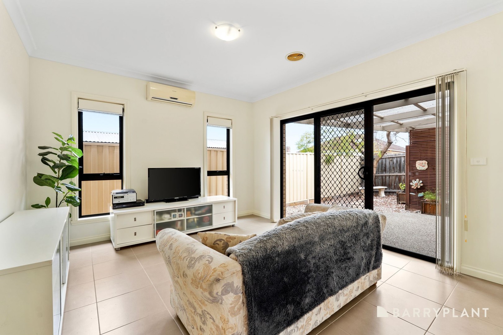 2/22 Bangerang Avenue, Sunshine North, VIC 3020, Sunshine North - Thumbnail 3