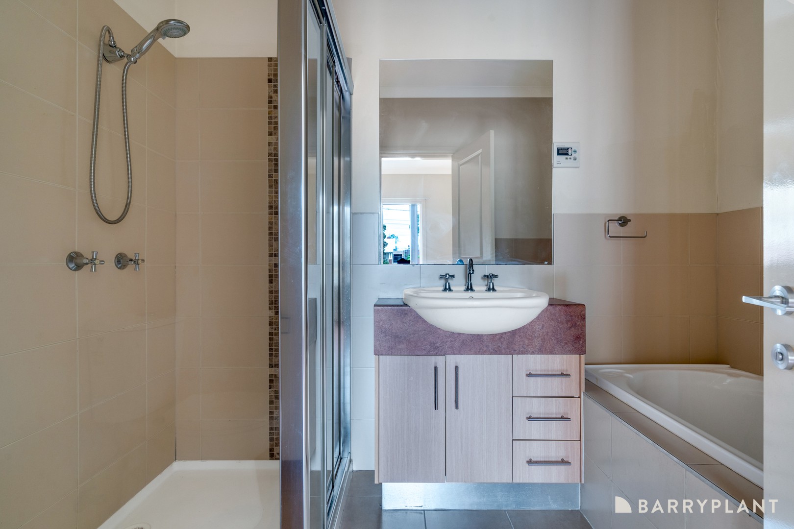 2/22 Boldrewood Parade, Reservoir, VIC 3073, Reservoir - Thumbnail 7