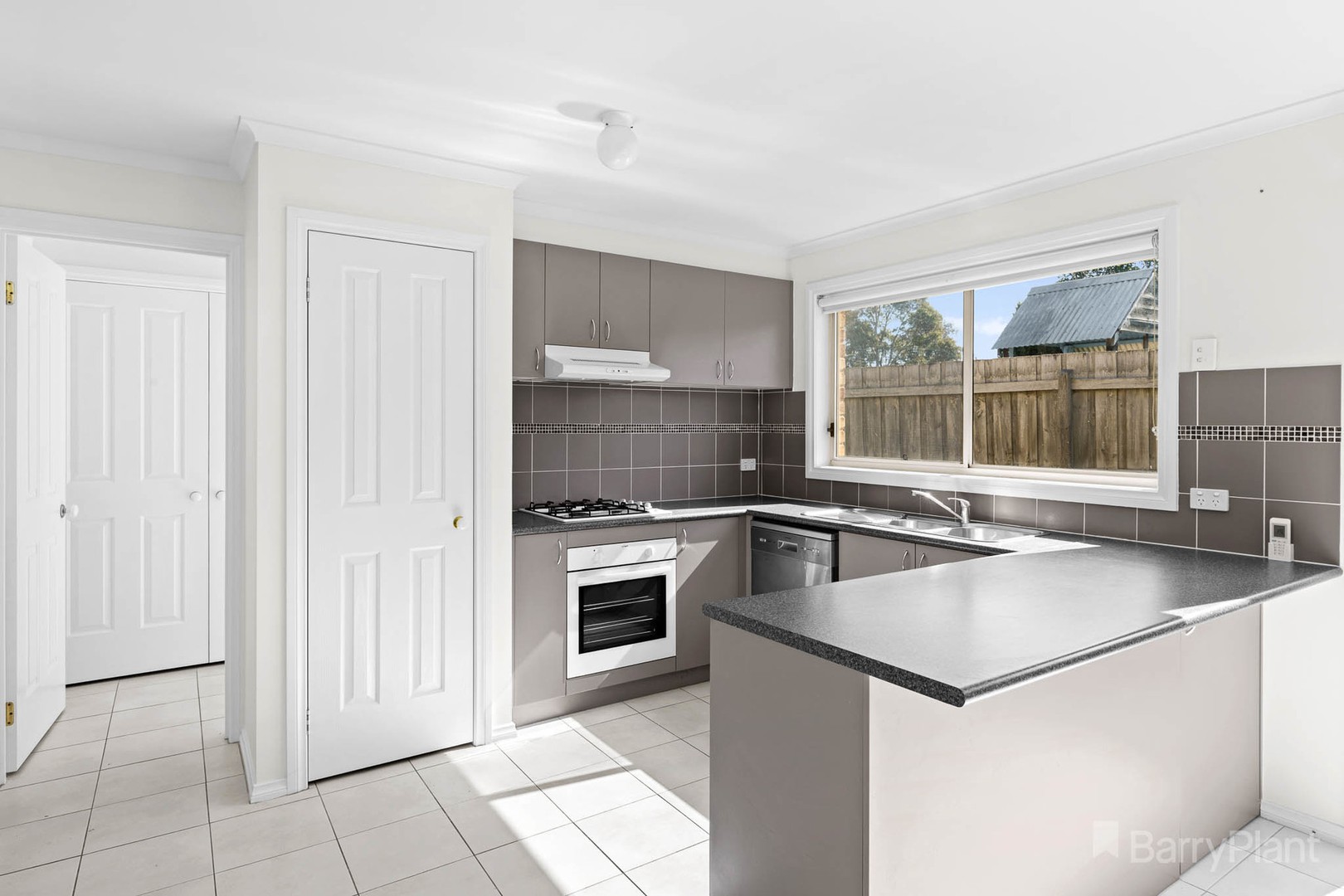 2/22 Cameron Way, Pakenham, VIC 3810, Pakenham - Thumbnail 4