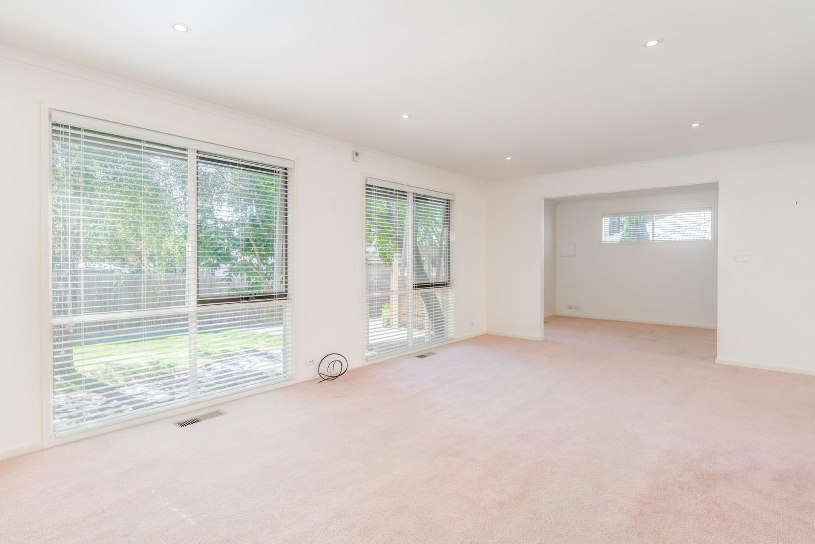 2/22 Cobham Road, Mitcham, VIC 3132, Mitcham - Thumbnail 3