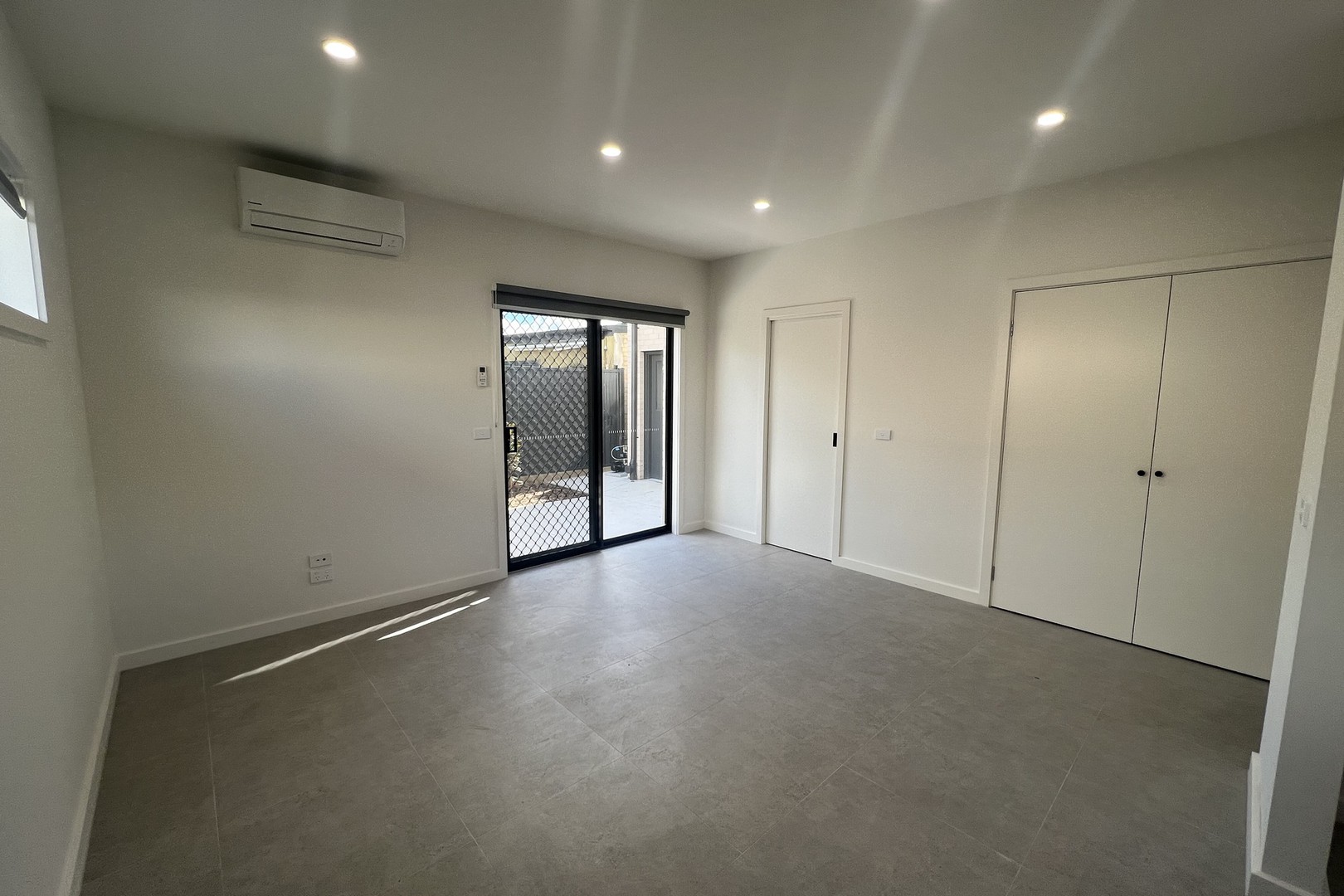 2/22 Henry Street, St Albans, VIC 3021, St Albans - Thumbnail 4