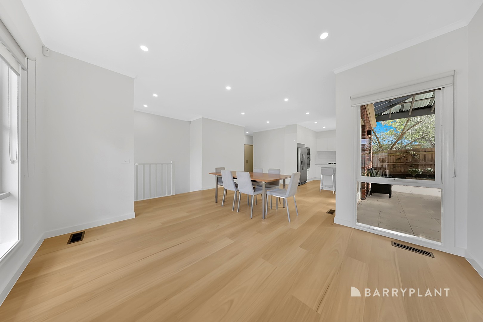 2/22 Railway Road, Briar Hill, VIC 3088, Briar Hill - Thumbnail 4