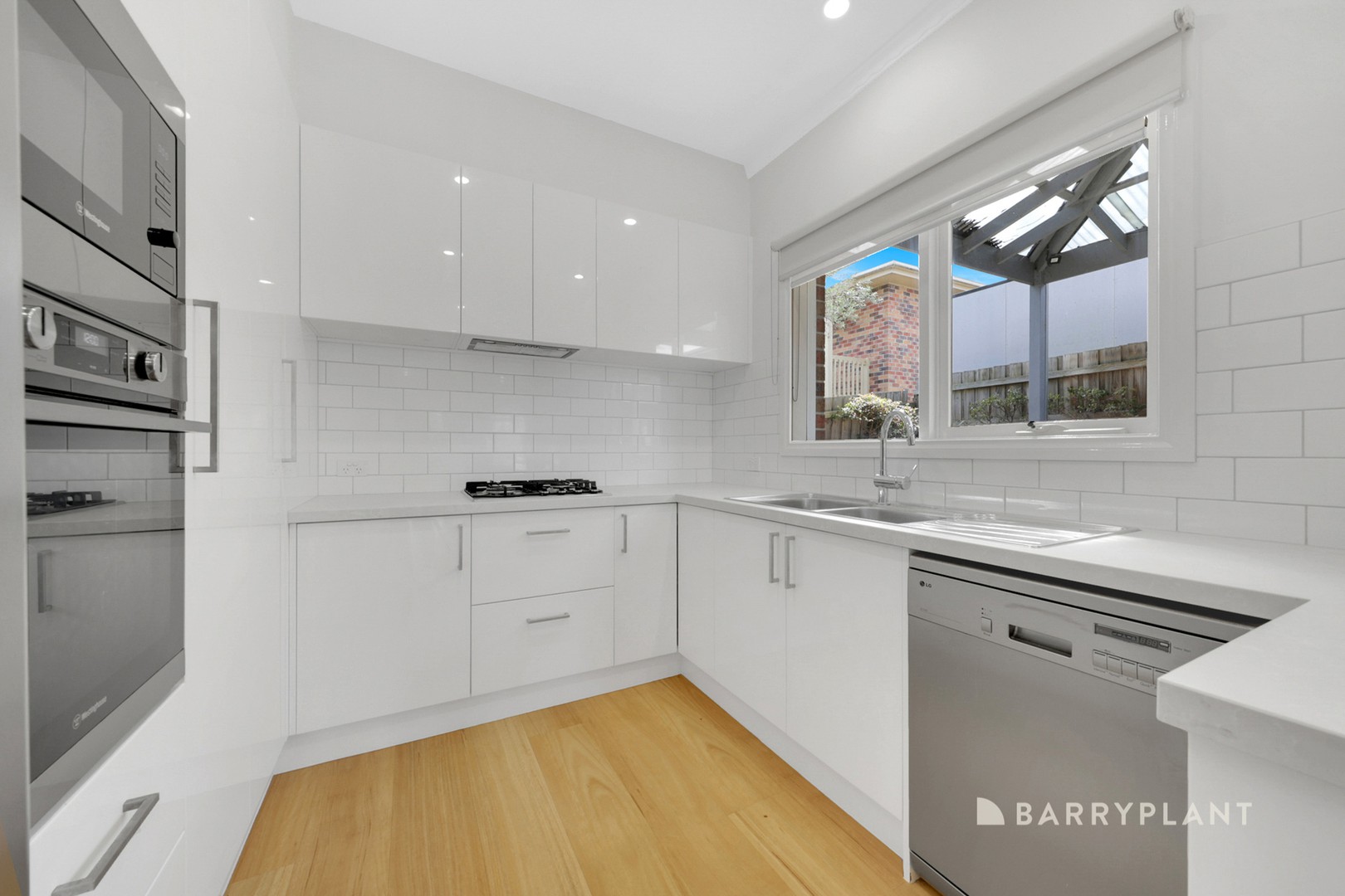 2/22 Railway Road, Briar Hill, VIC 3088, Briar Hill - Thumbnail 3