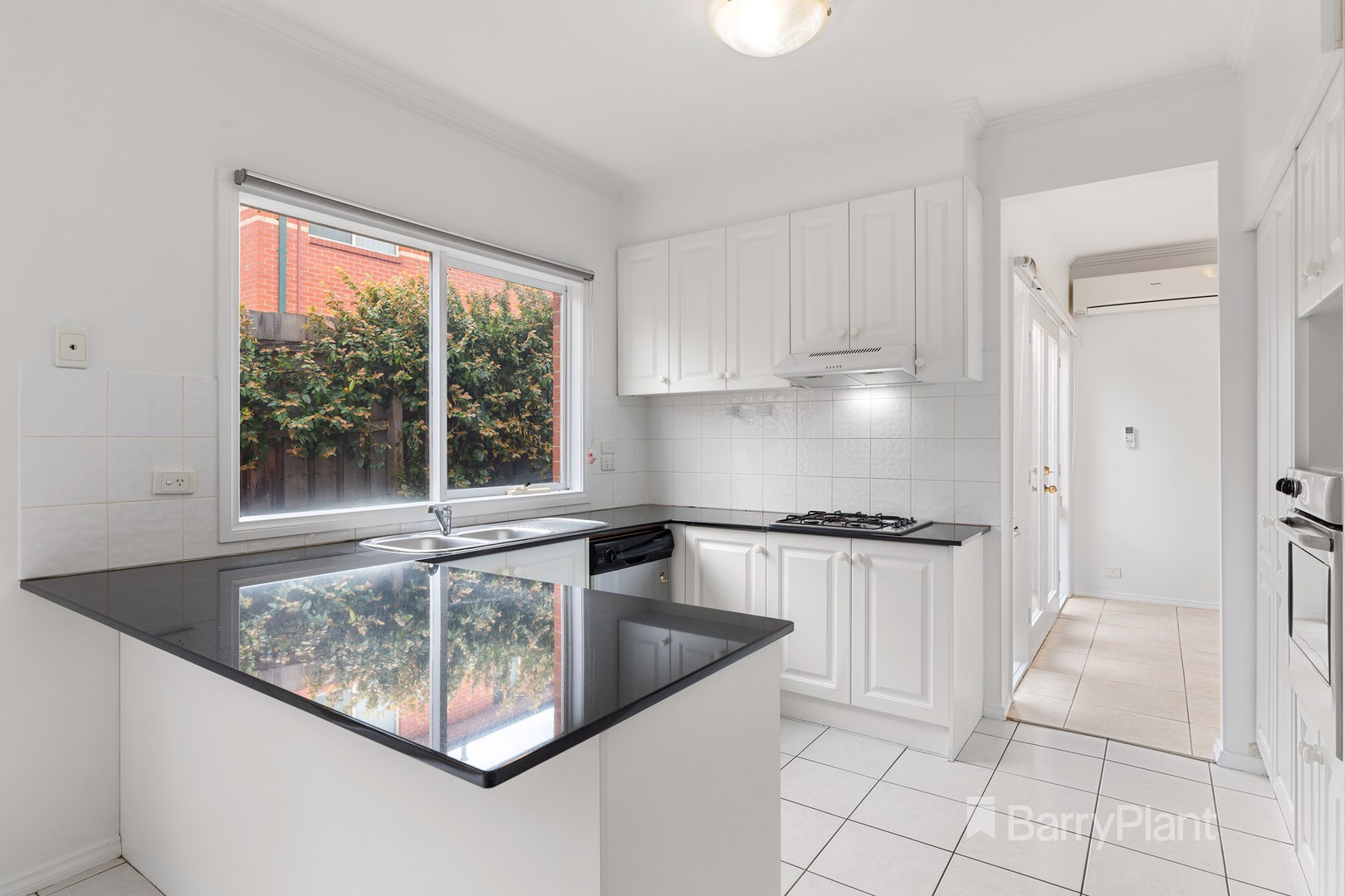 2/221-223 Blackburn Road, Doncaster East, VIC 3109, Doncaster East - Thumbnail 2