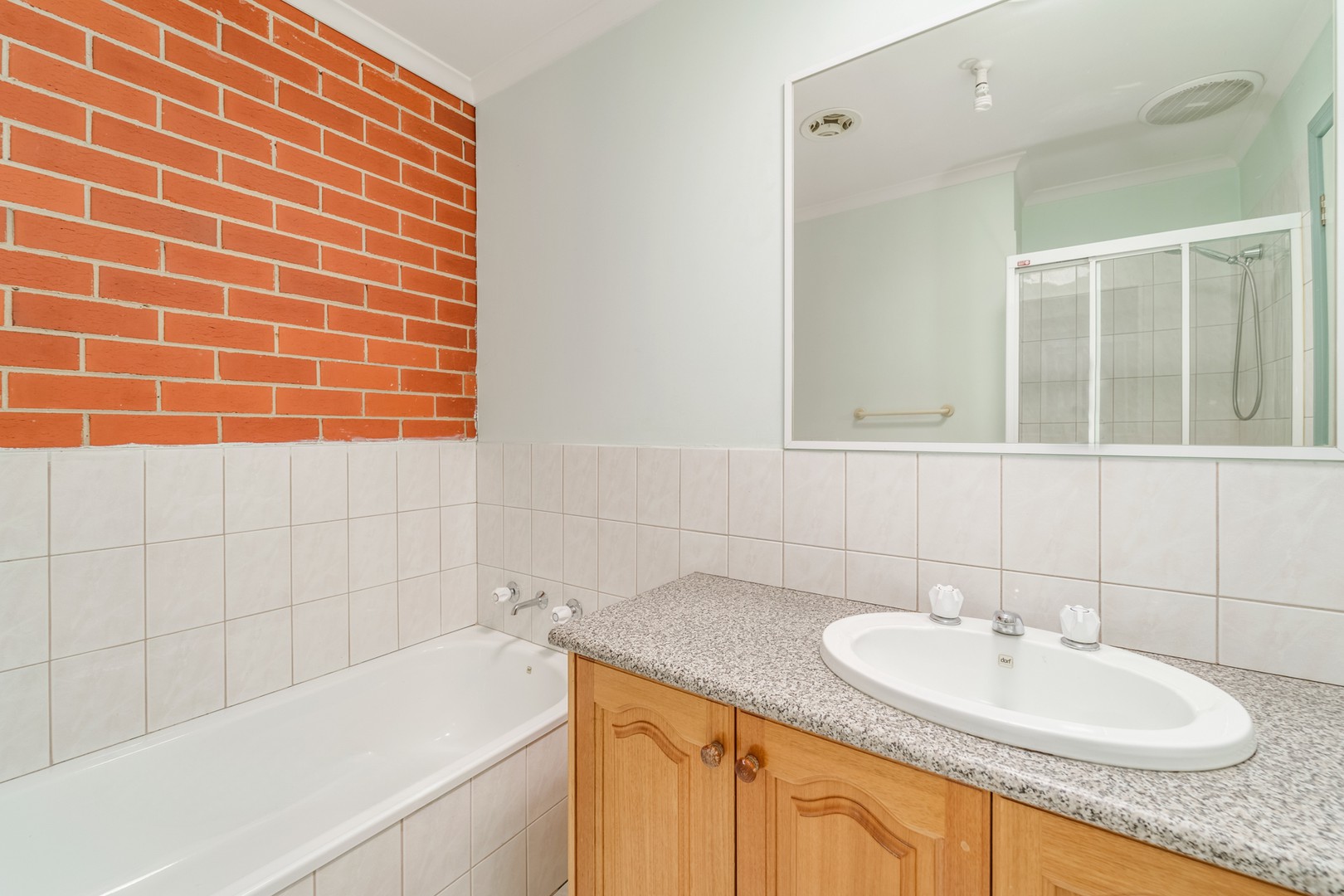 2/225 Blackburn Road, Doncaster East, VIC 3109 - Thumbnail 2 - 02/05/2024