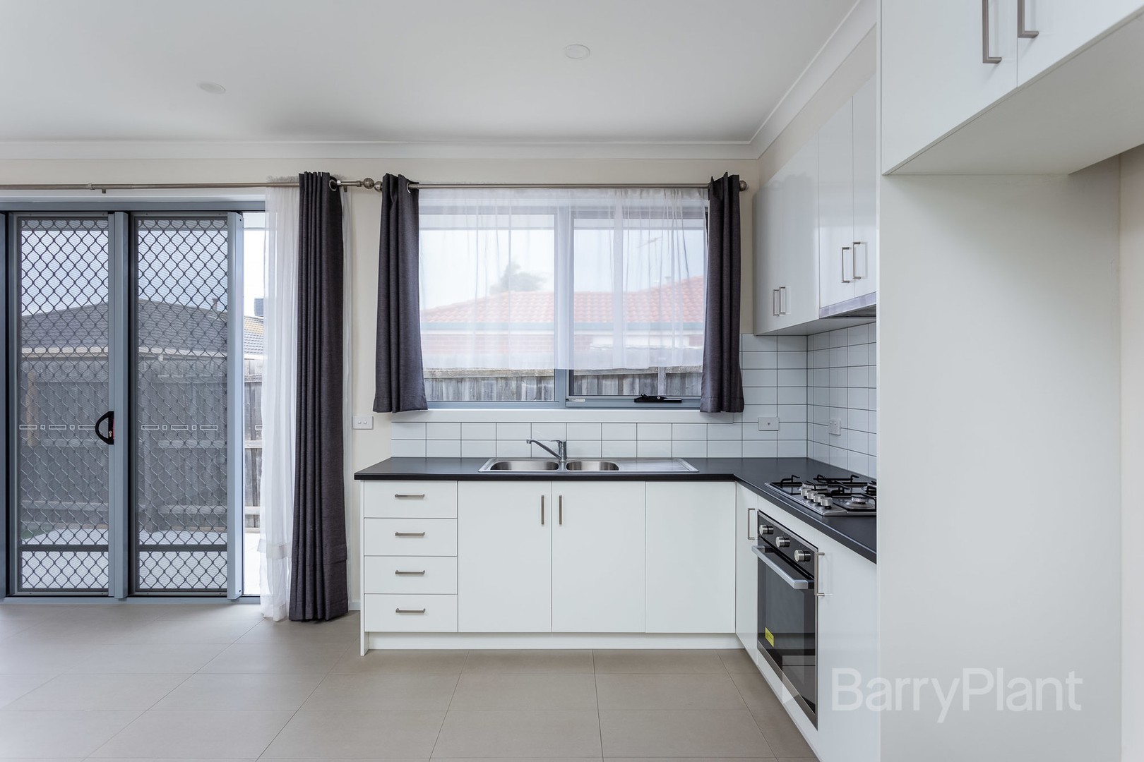 2/23 Canonbury Circle, Seabrook, VIC 3028, Seabrook - Thumbnail 2