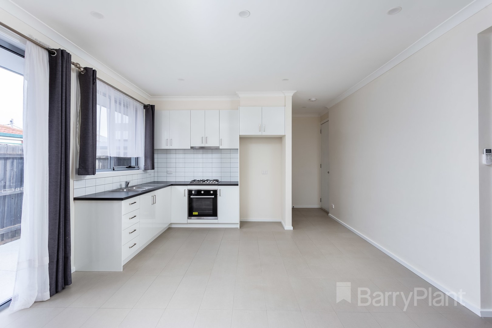 2/23 Canonbury Circle, Seabrook, VIC 3028, Seabrook - Thumbnail 3