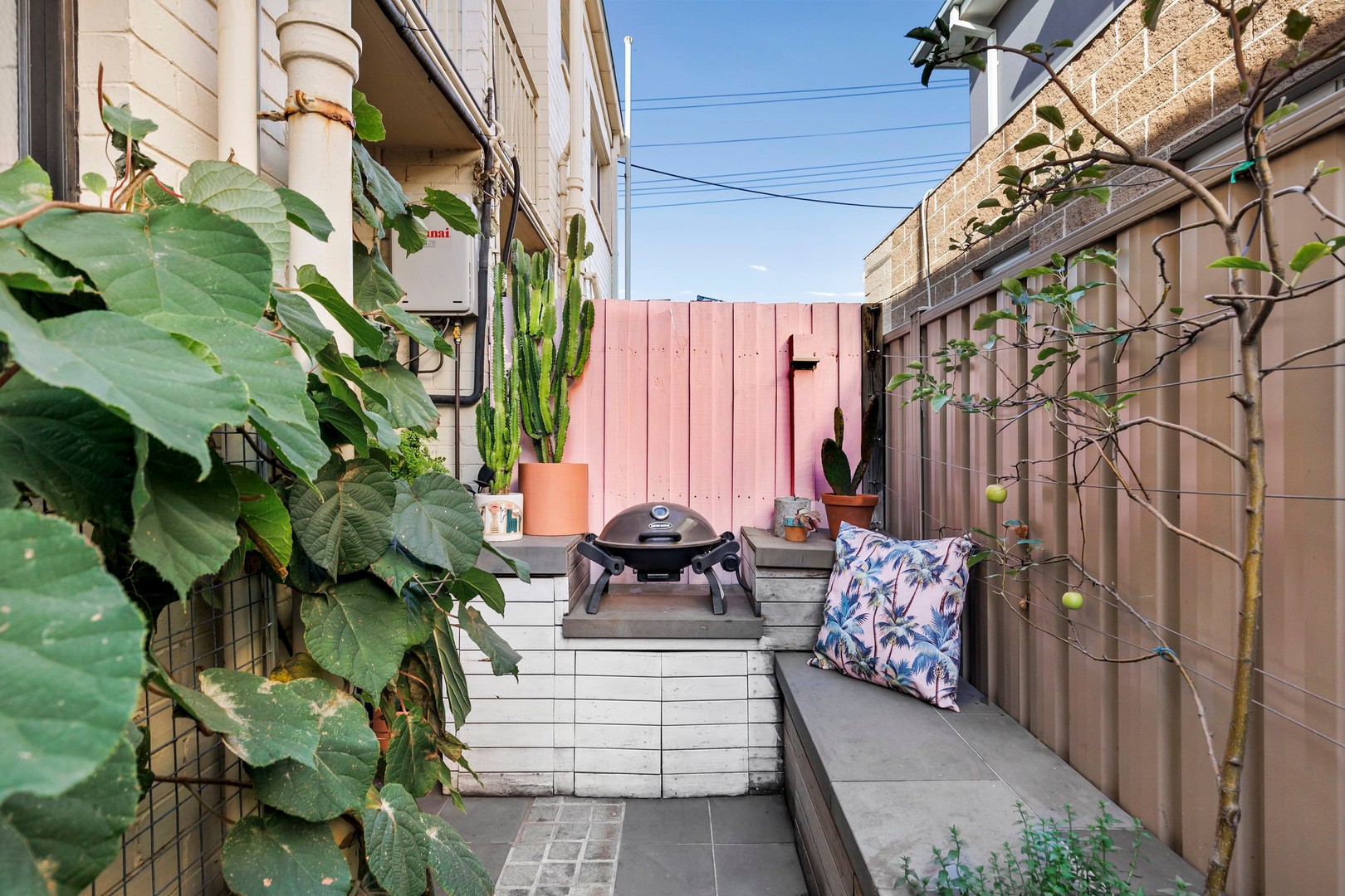 2/23 Scotia Street, Moonee Ponds, VIC 3039 - Thumbnail 2 - 16/04/2025