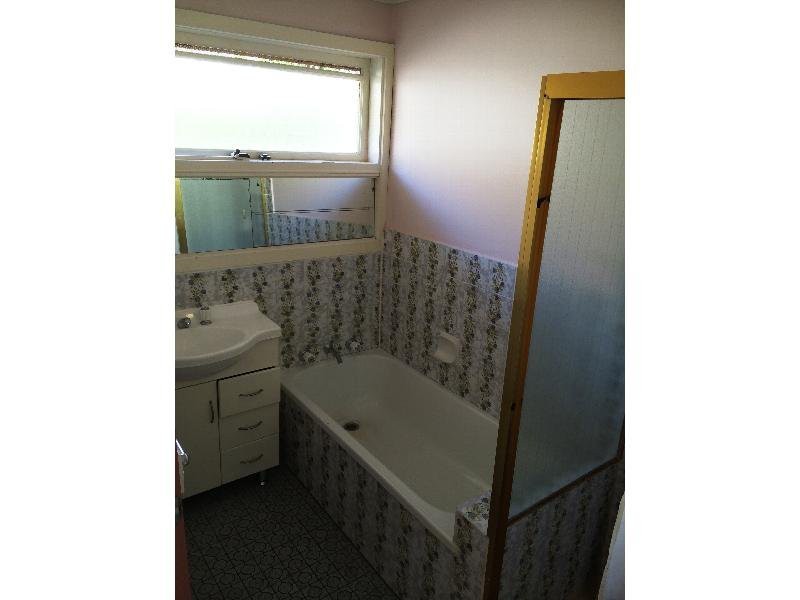 2/23 Storey Road, Reservoir, VIC 3073, Reservoir - Thumbnail 3