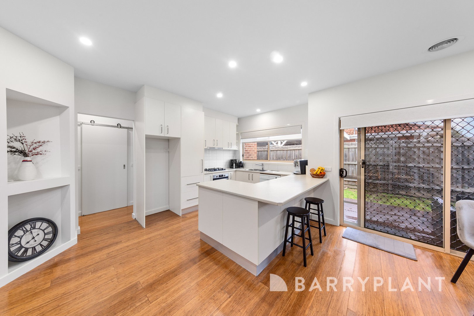 2/23 Woods Street, St Albans, VIC 3021, St Albans - Thumbnail 4