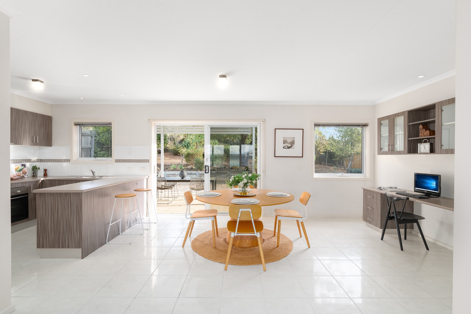 2/230 South Valley Road, Highton, VIC 3216, Highton - Thumbnail 3