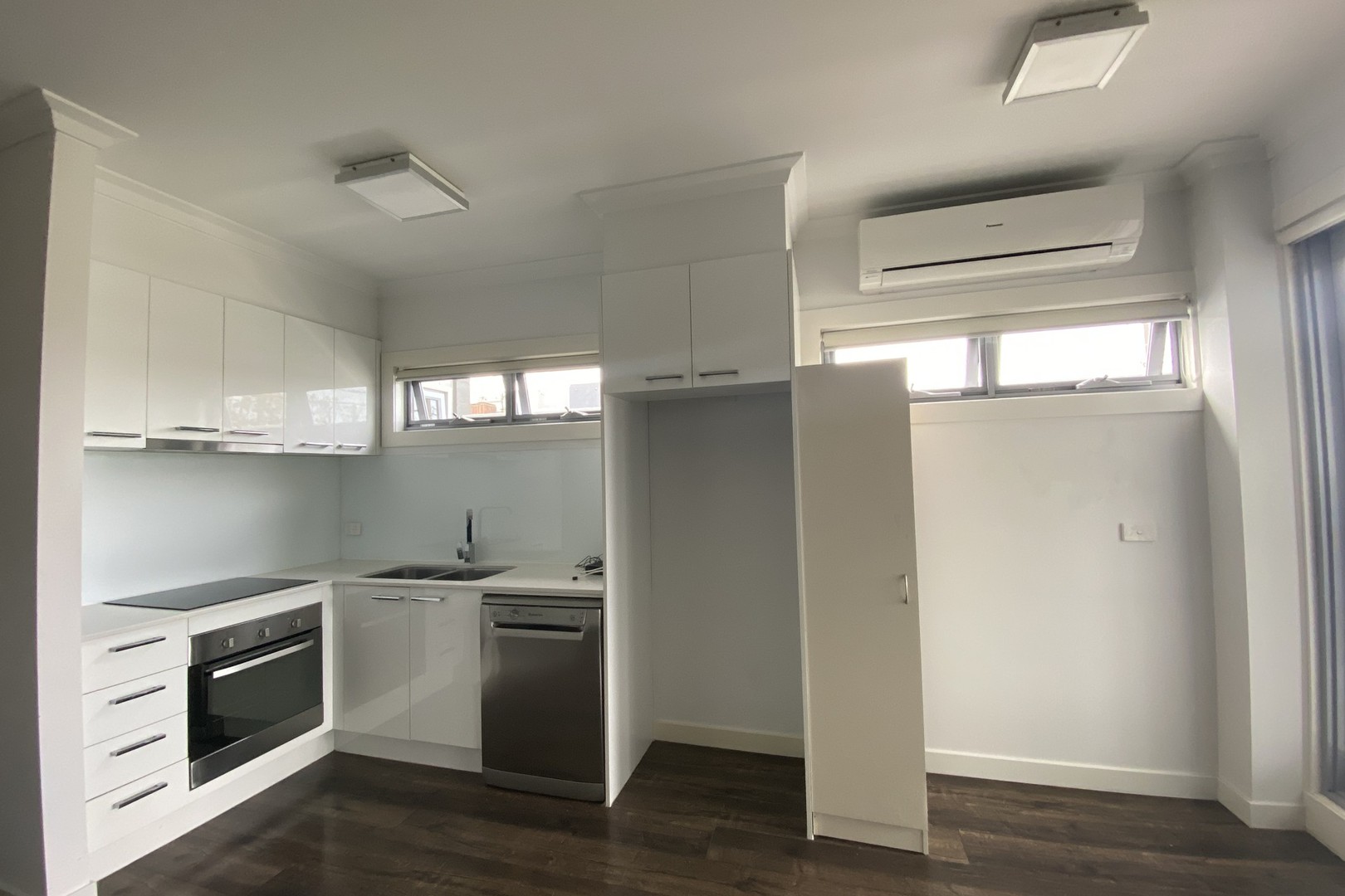 2/239 St. Georges Road, Northcote, VIC 3070 - Thumbnail 2 - 08/10/2021