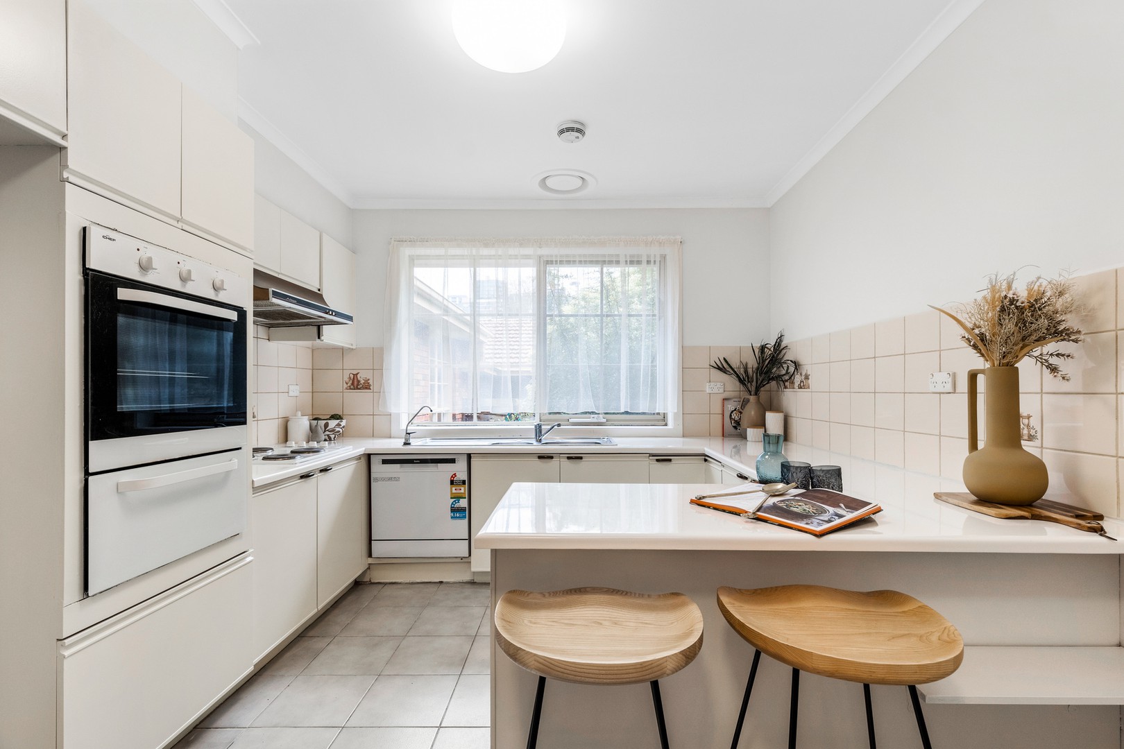 2/24-26 Brougham Street, Box Hill, VIC 3128, Box Hill - Thumbnail 3