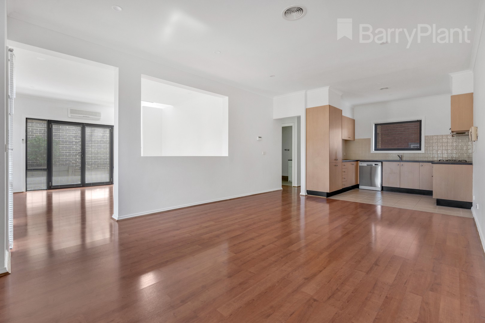 2/24 Miranda Road, Reservoir, VIC 3073, Reservoir - Thumbnail 7