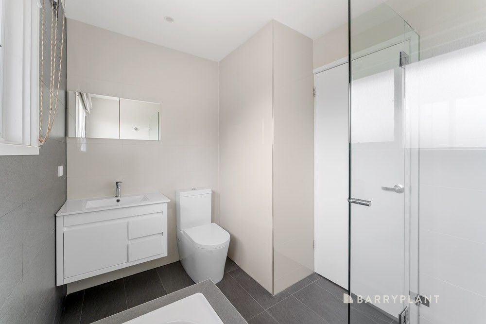 2/24 Queen Street, Essendon, VIC 3040, Essendon - Thumbnail 6