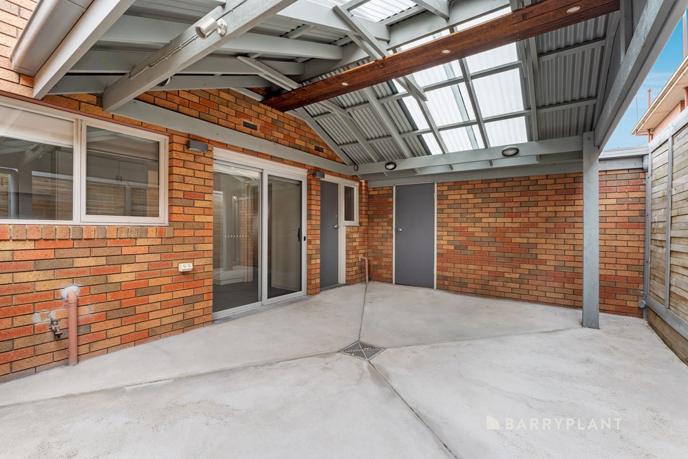 2/24 Queen Street, Essendon, VIC 3040, Essendon - Thumbnail 7