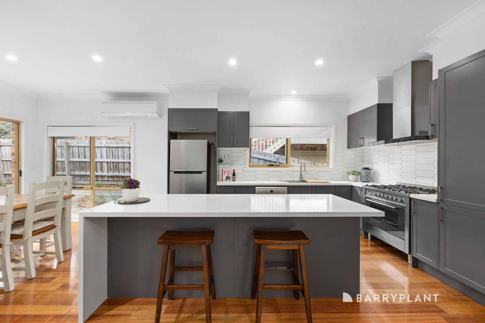 2/24 Railway Road, Briar Hill, VIC 3088, Briar Hill - Thumbnail 4