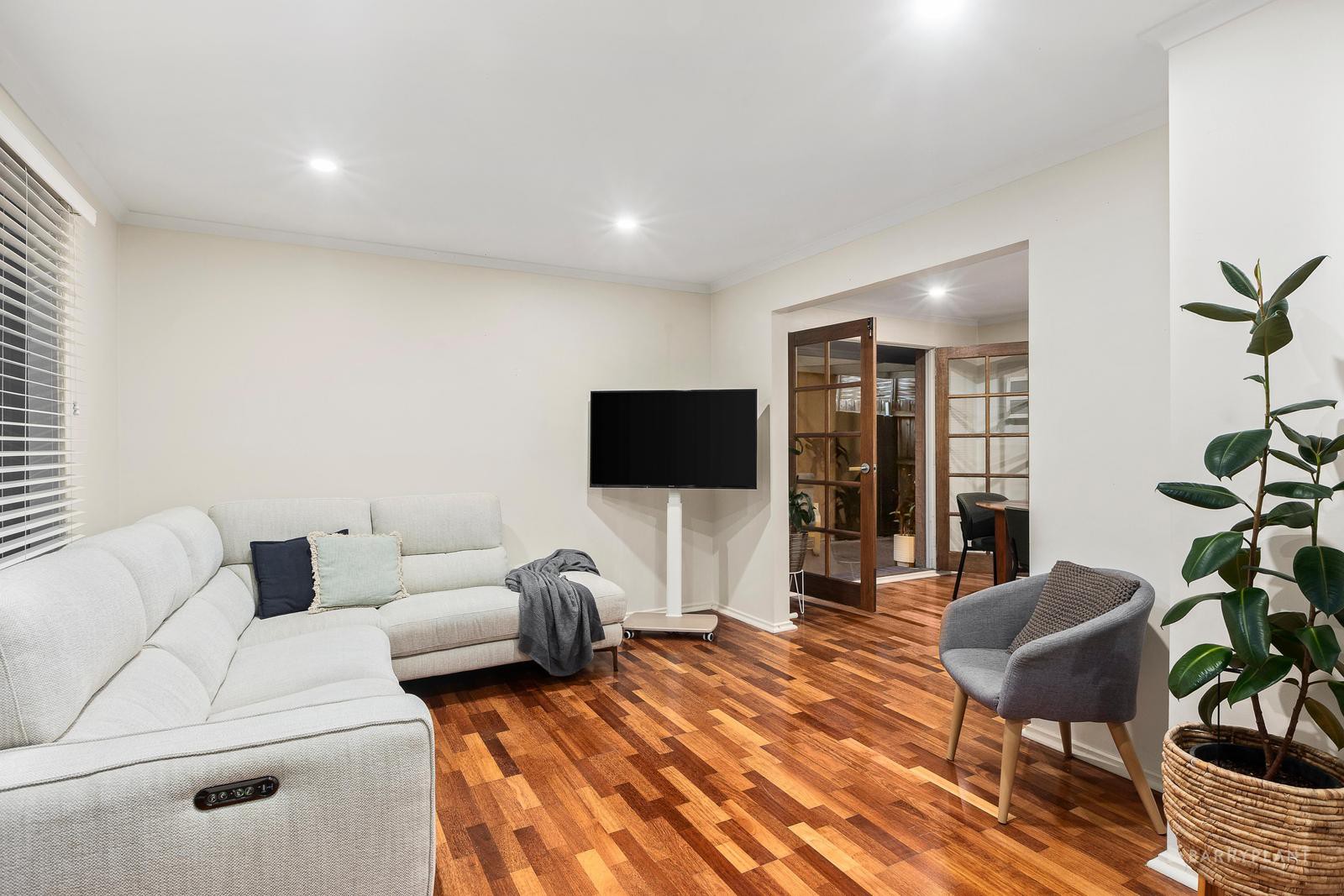 2/24 Sonia Street, Donvale, VIC 3111, Donvale - Thumbnail 2