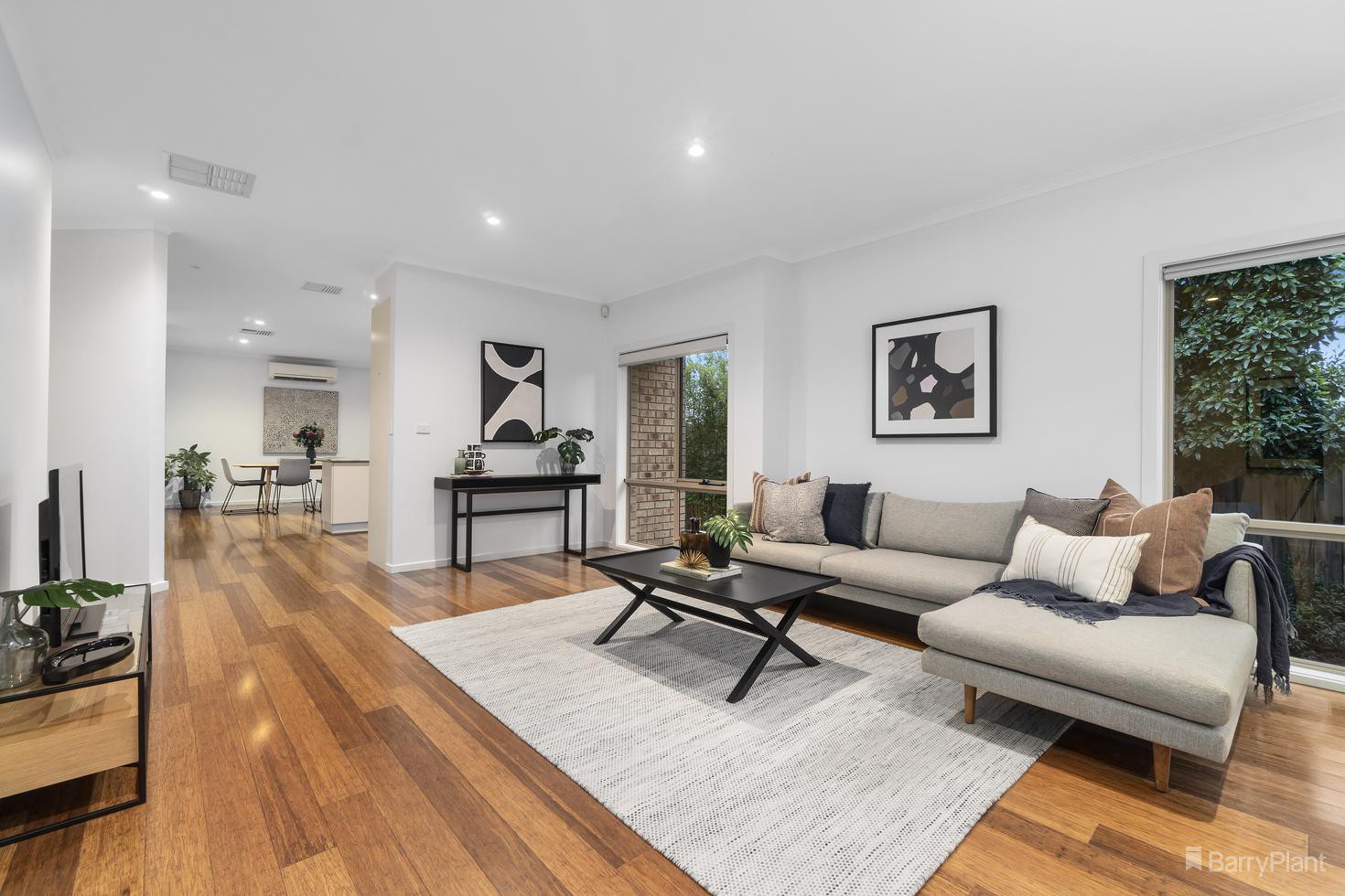 2/24 Westwood Drive, Bulleen, VIC 3105, Bulleen - Thumbnail 2