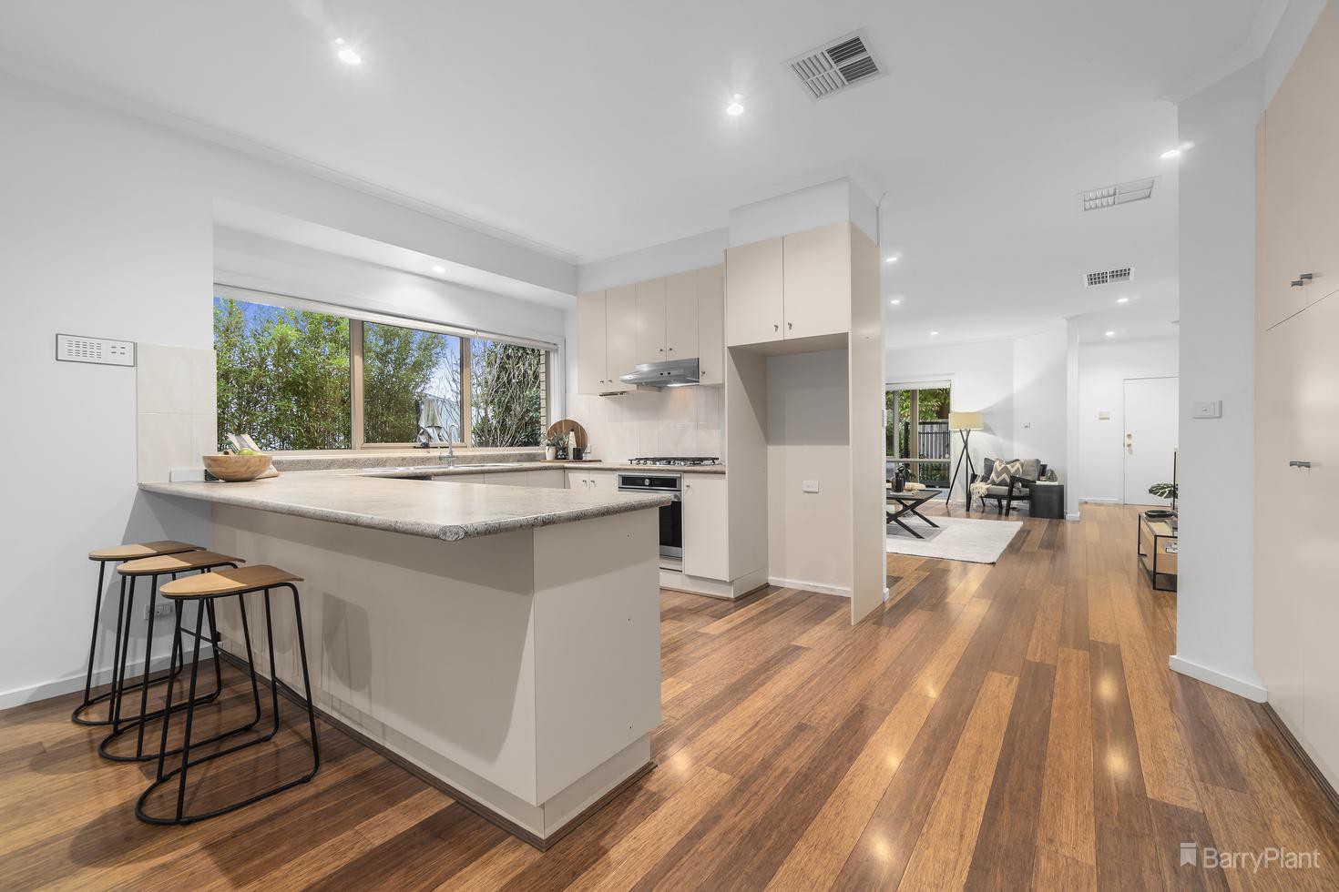 2/24 Westwood Drive, Bulleen, VIC 3105, Bulleen - Thumbnail 4