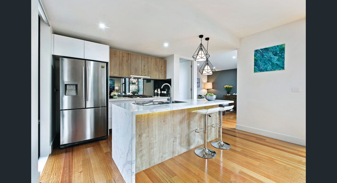 2/240 Elgar  Road, Box Hill South, VIC 3128 - Thumbnail 2 - 08/11/2021