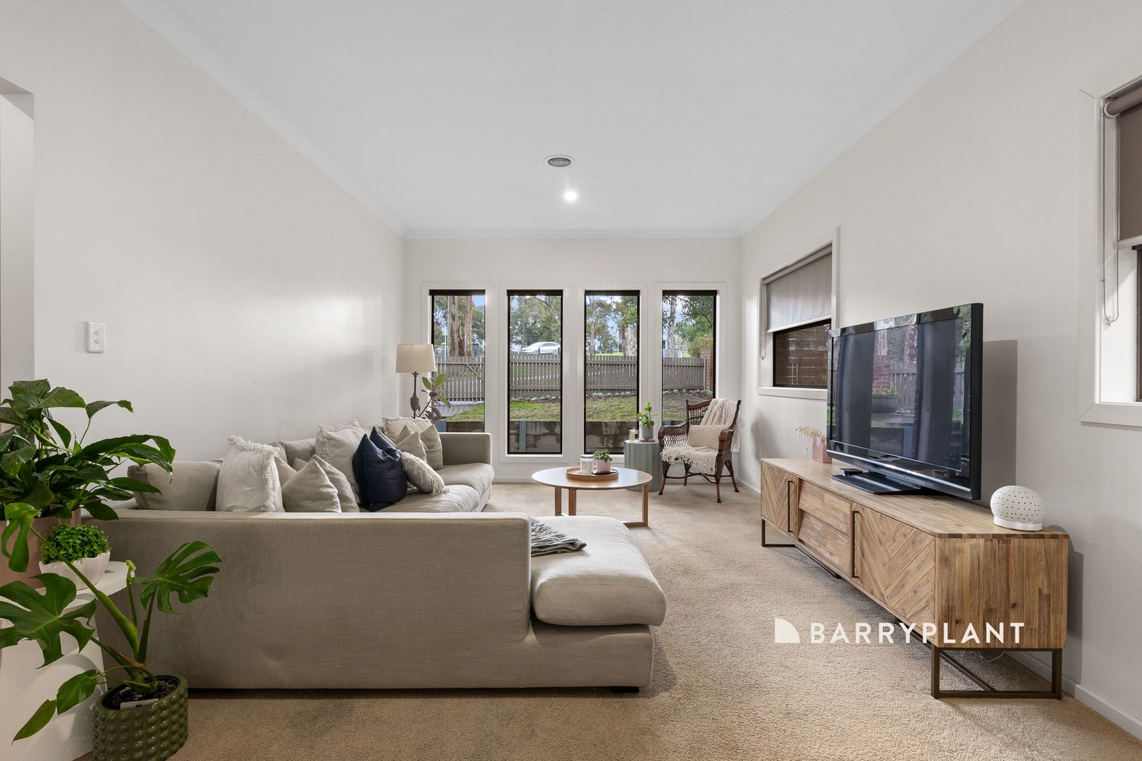 2/241-253 Soldiers Road, Beaconsfield, VIC 3807 - Thumbnail 1 - 17/07/2024