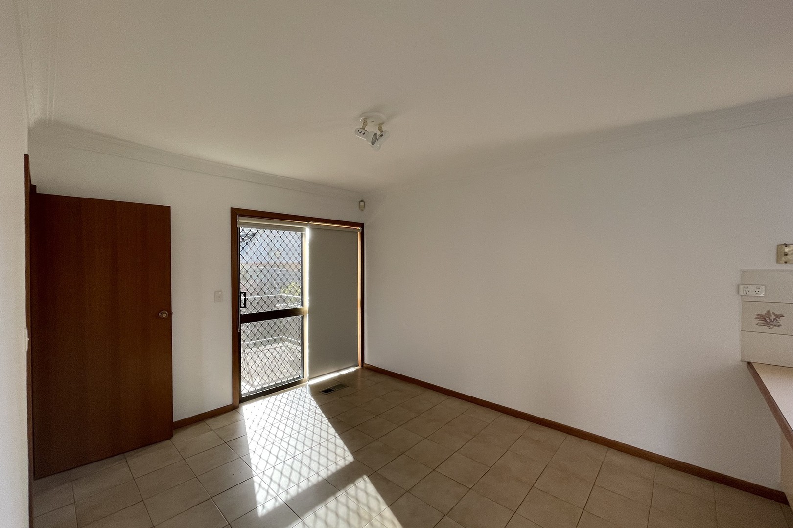 2/25 Acheron Avenue, Reservoir, VIC 3073, Reservoir - Thumbnail 5