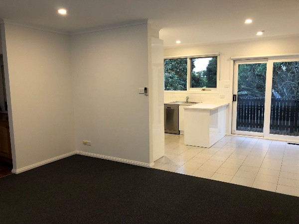 2/25 Champion Street, Doncaster East, VIC 3109, Doncaster East - Thumbnail 3