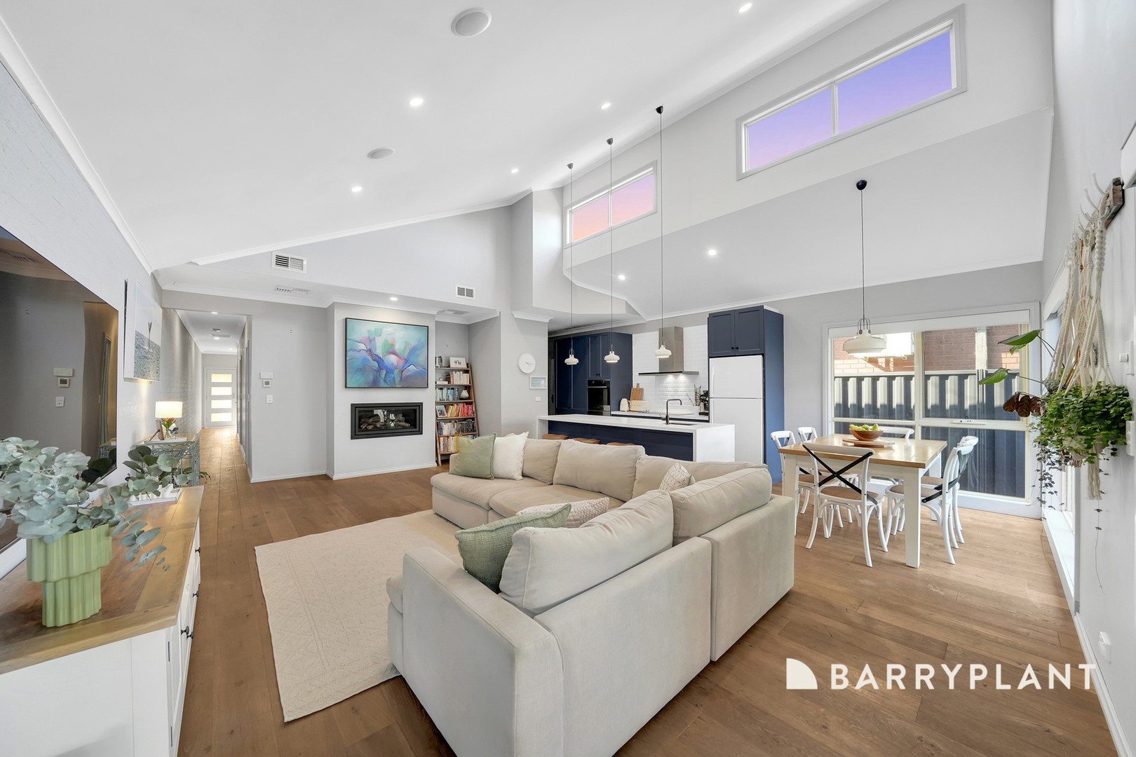 2/25 Collins Street, Werribee, VIC 3030, Werribee - Thumbnail 3