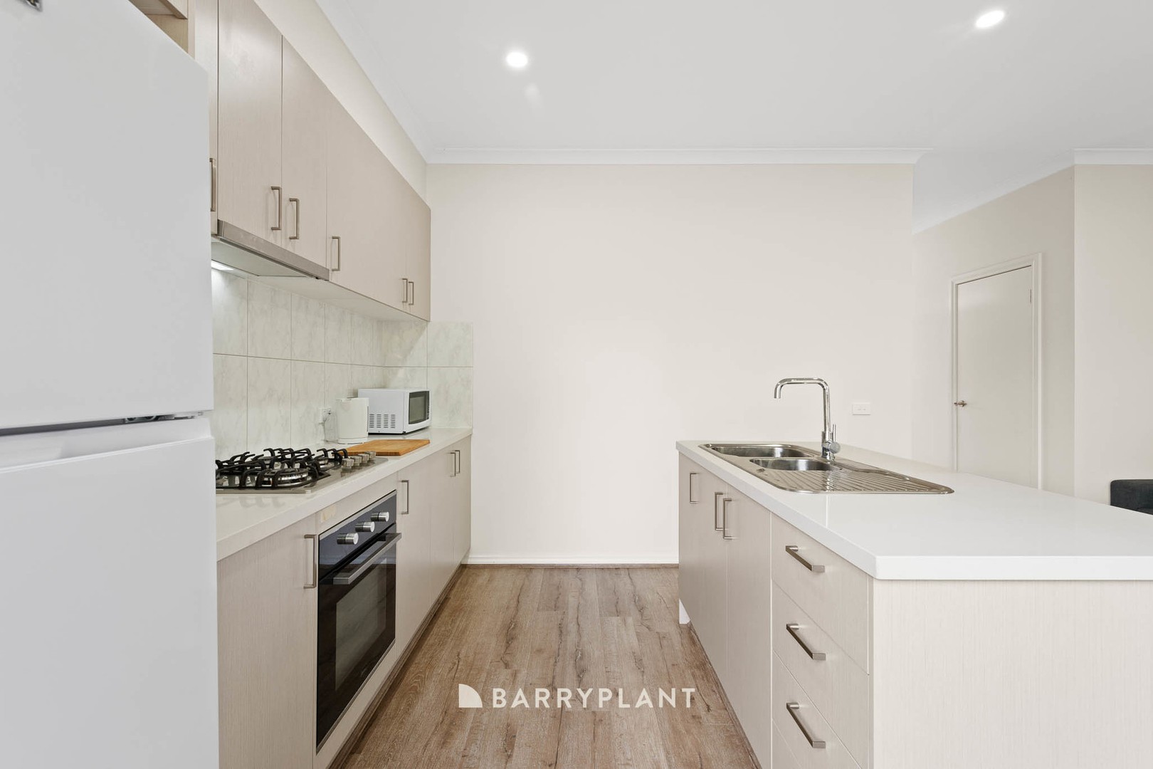 2/25 Saxonwood Drive, Narre Warren, VIC 3805, Narre Warren - Thumbnail 4