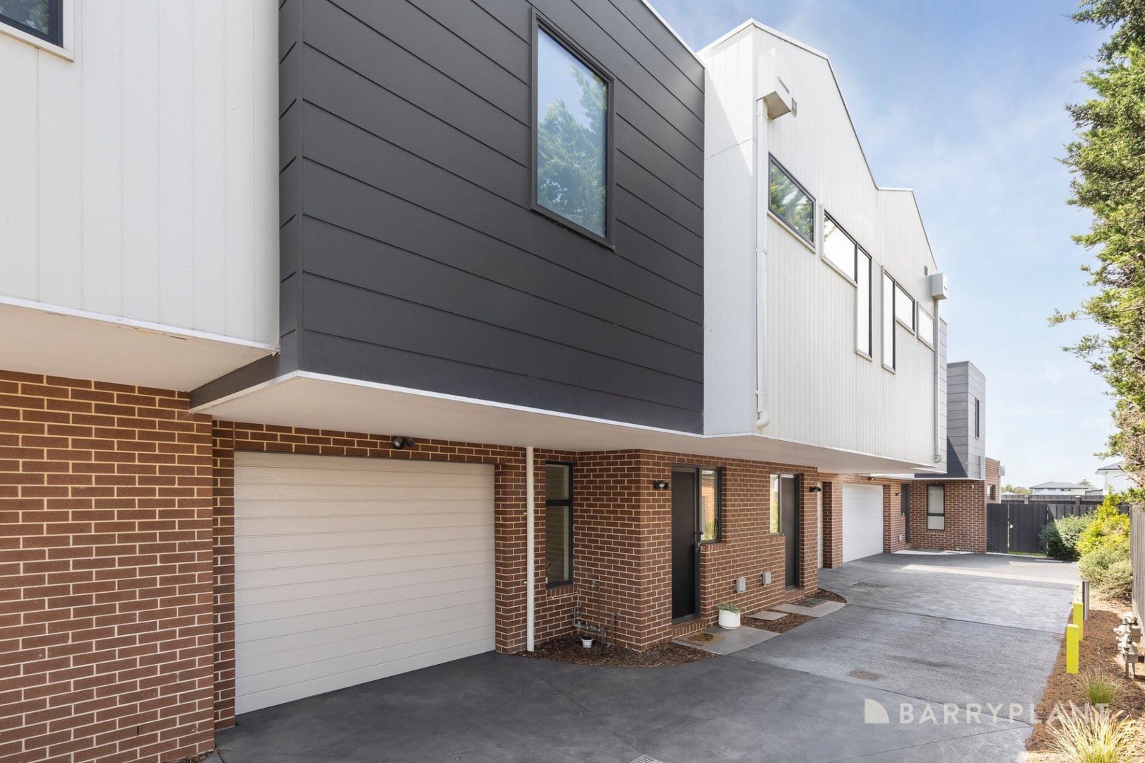 2/253 Station St, Edithvale, VIC 3196 - Thumbnail 2 - 09/07/2026