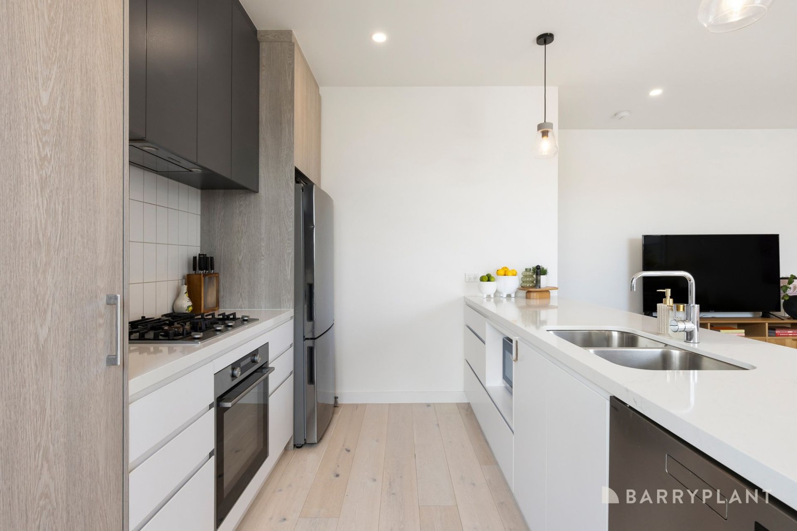 2/253 Station St, Edithvale, VIC 3196 - Thumbnail 2 - 09/07/2026