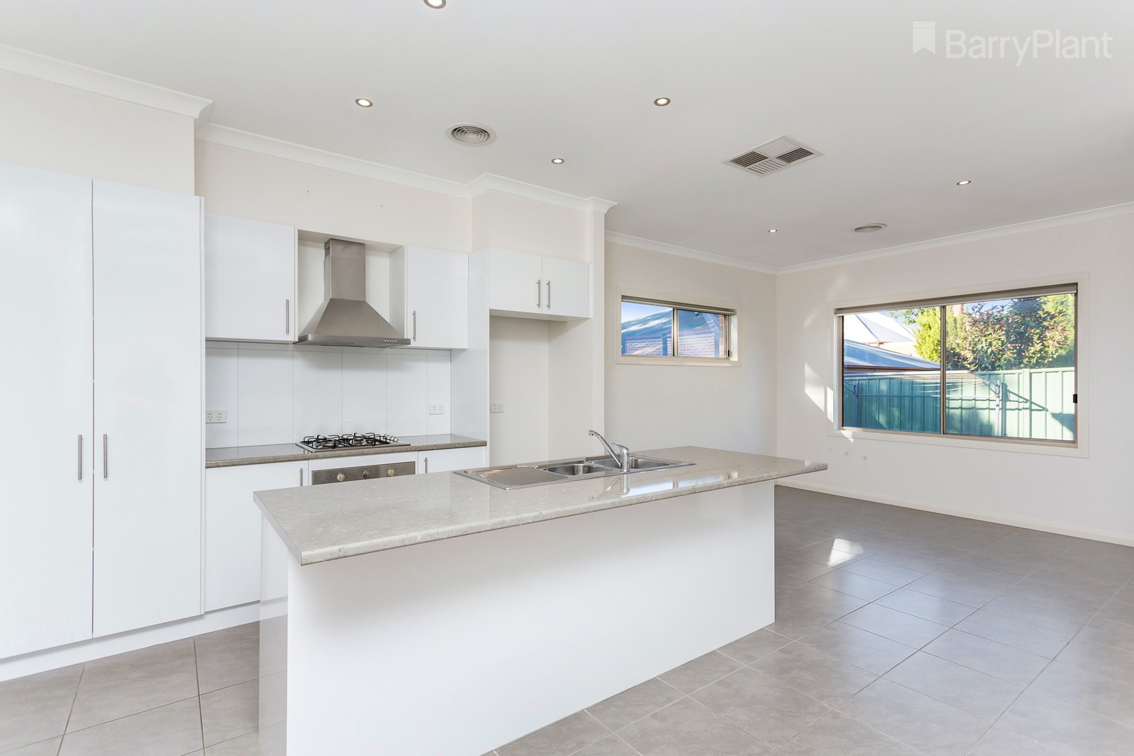 2/25a Booth StreetGolden Square, VIC 3555  - Leased, Golden Square - Thumbnail 3