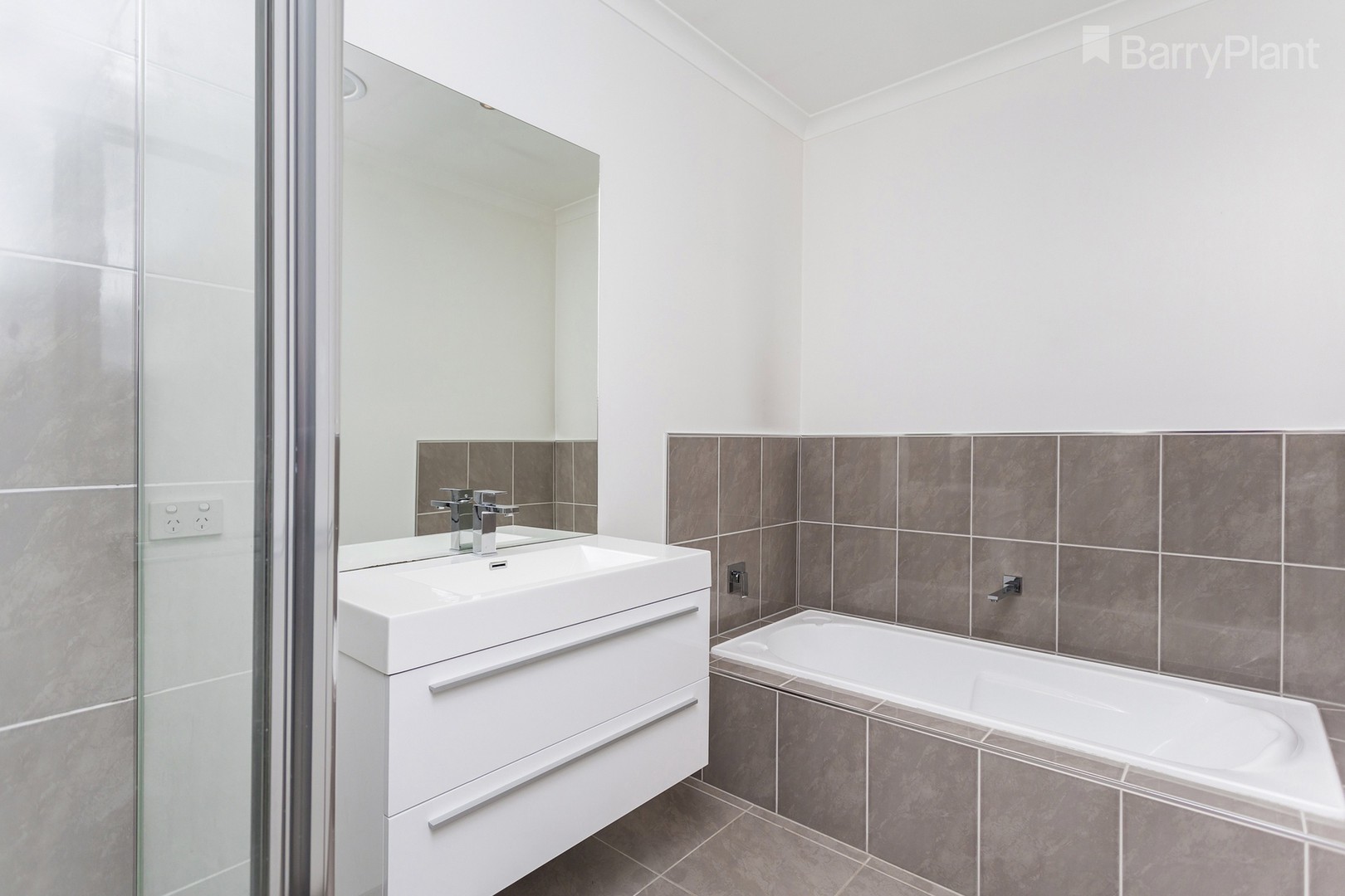 2/25a Booth StreetGolden Square, VIC 3555  - Leased, Golden Square - Thumbnail 4