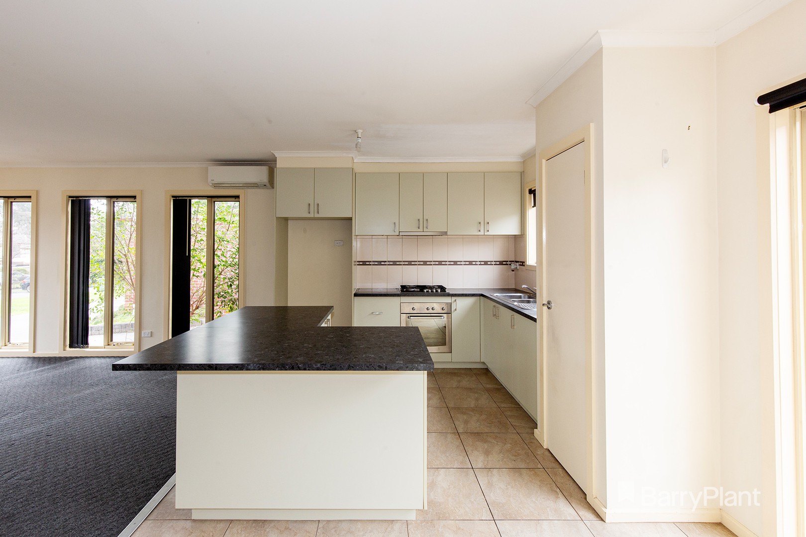 2/26-28 Lancaster Avenue, Narre Warren, VIC 3805, Narre Warren - Thumbnail 2