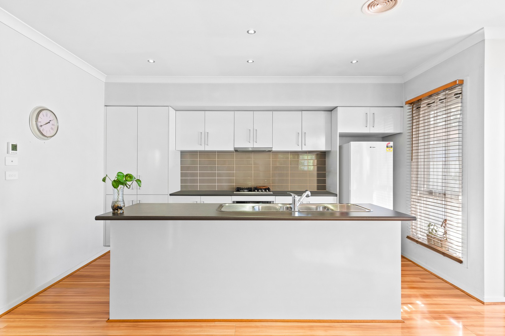 2/26 Cornhill Street, St Albans, VIC 3021, St Albans - Thumbnail 4