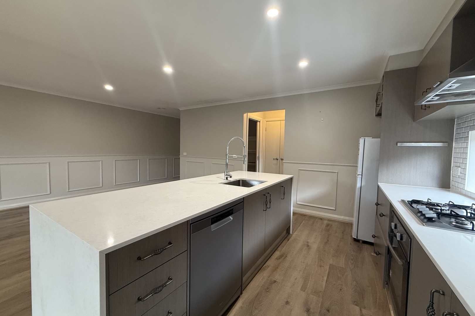 2/26 Forde Avenue, Melton South, VIC 3338, Melton South - Thumbnail 4